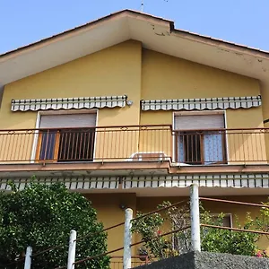 Casa Di Erika Varraze
