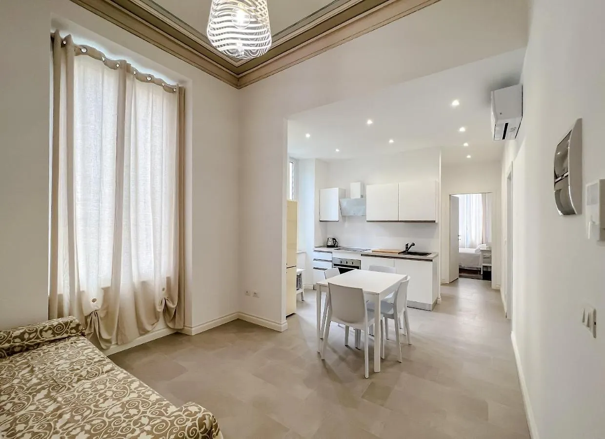 Appartamento In Villa Del '900 Varazze Apartment