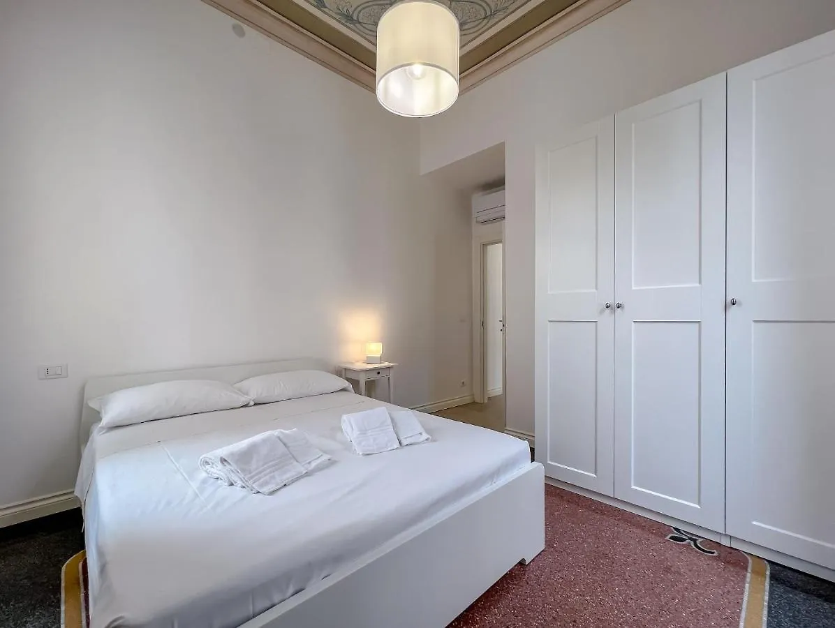 Appartamento In Villa Del '900 Varazze Apartment